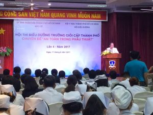 PGS.TSBS Tăng Chí Thượng - Phó GĐ Sở Y tế TPHCM phát biểu khai mạc 