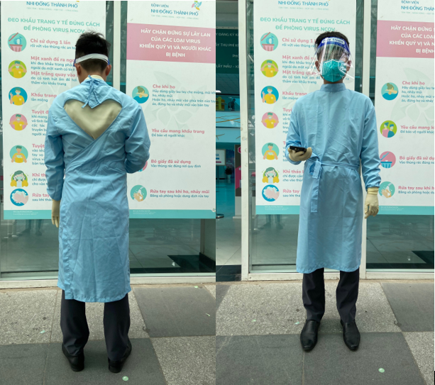 Hình ảnh NVYT sử dụng áo, N95 và mang Face shield khi thực hiện khám chữa bệnh cho bệnh nhi tại Bệnh viện.