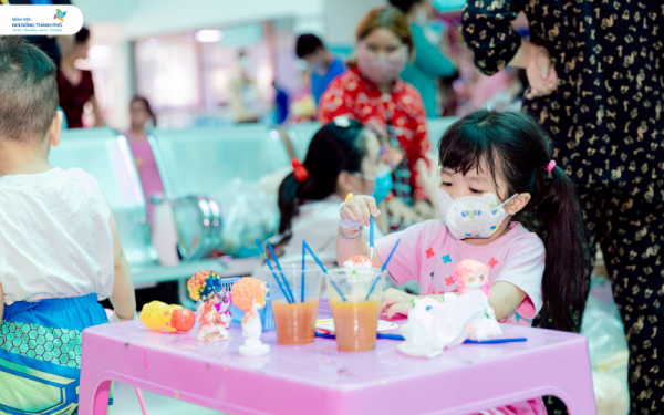 Ngày Công tác xã hội 25/3: Rộn ràng hoạt động ý nghĩa tại Bệnh viện Nhi Đồng Thành Phố