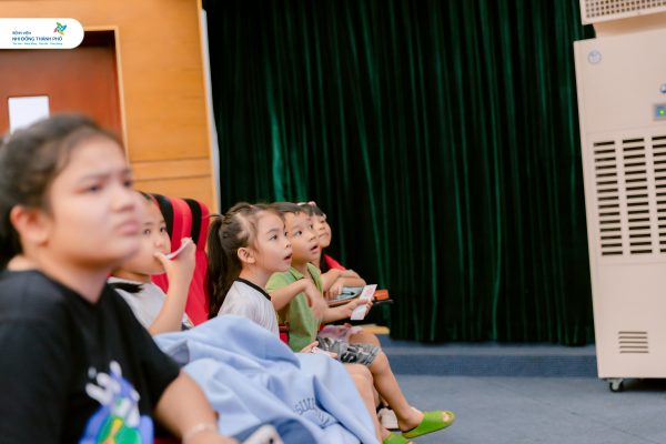 Vở nhạc kịch "Đại náo long cung" - Món quà hè rực rỡ tại Bệnh viện Nhi Đồng Thành Phố