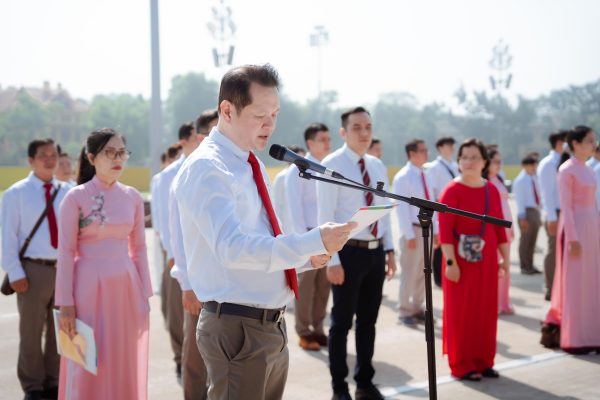 Bệnh viện Nhi Đồng Thành Phố - Hành trình về nguồn, báo công dâng Bác, sẻ chia yêu thương cùng đồng bào vùng bão lụt phía Bắc