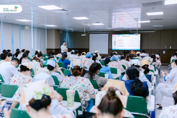 Sinh hoạt khoa học kỹ thuật: Cập nhật chẩn đoán - Điều trị viêm gan B mạn tính và nhiễm CMV ở trẻ em