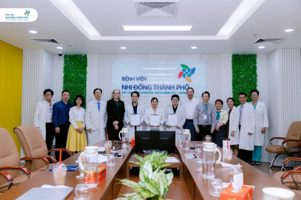 Tăng cường hợp tác - Thúc đẩy chuẩn hóa thực hành lâm sàng Nhi khoa