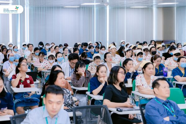 Sinh hoạt khoa học kỹ thuật “Dinh dưỡng tối ưu hỗ trợ trẻ phục hồi nhanh chóng sức khỏe miễn dịch – tiêu hóa”