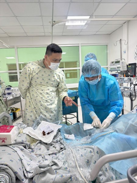 Tổ chức thành công Lớp cập nhật y khoa liên tục “Lọc máu liên tục ở trẻ em” dành cho bác sĩ quốc tế