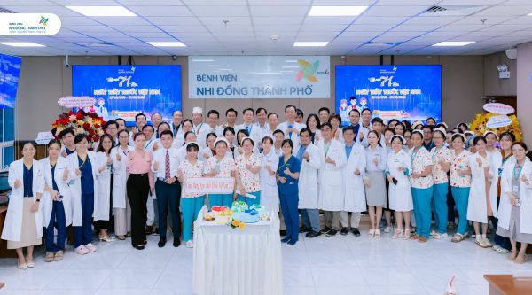 Chương trình Kỷ niệm Ngày Thầy thuốc Việt Nam tại Bệnh viện Nhi Đồng Thành Phố