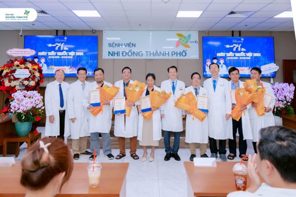 Chương trình Kỷ niệm Ngày Thầy thuốc Việt Nam tại Bệnh viện Nhi Đồng Thành Phố