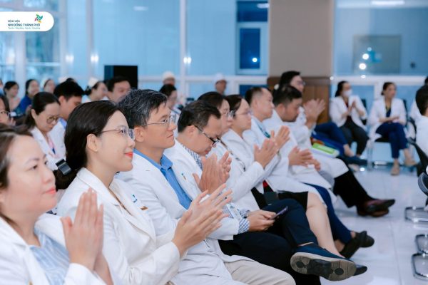 Chương trình Kỷ niệm Ngày Thầy thuốc Việt Nam tại Bệnh viện Nhi Đồng Thành Phố