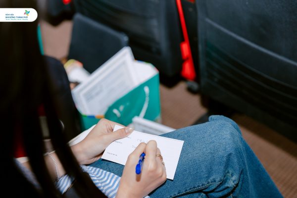 "Ươm mầm hy vọng" – Khi những điều nhỏ bé chạm đến trái tim