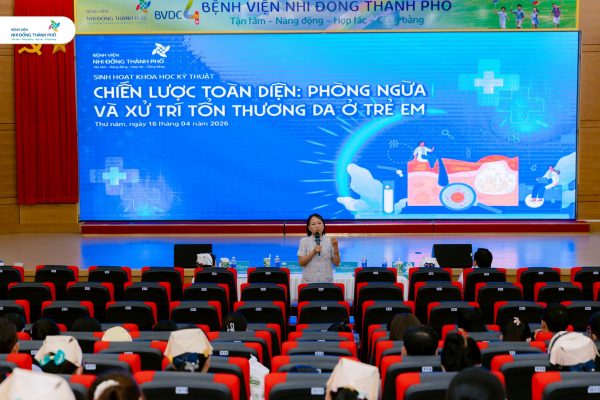 Sinh hoạt khoa học kỹ thuật: “Chiến lược toàn diện: Phòng ngừa và xử trí tổn thương da ở trẻ em”
