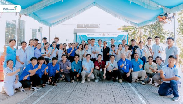 Bệnh viện Nhi Đồng Thành Phố tổ chức chương trình khám tầm soát bệnh lý tim và béo phì miễn phí cho trẻ em Phường Tân Hải