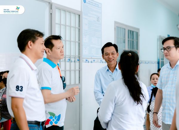 Bệnh viện Nhi Đồng Thành Phố tổ chức chương trình khám tầm soát bệnh lý tim và béo phì miễn phí cho trẻ em Phường Tân Hải