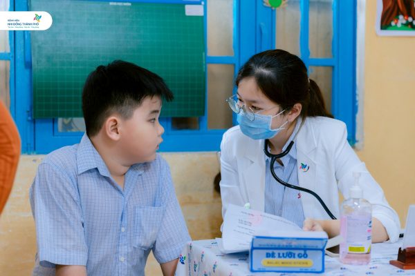 Tầm soát sức khỏe tổng quát cho trẻ em tại Vĩnh Long – Chung tay vì một thế hệ khỏe mạnh, phát triển toàn diện